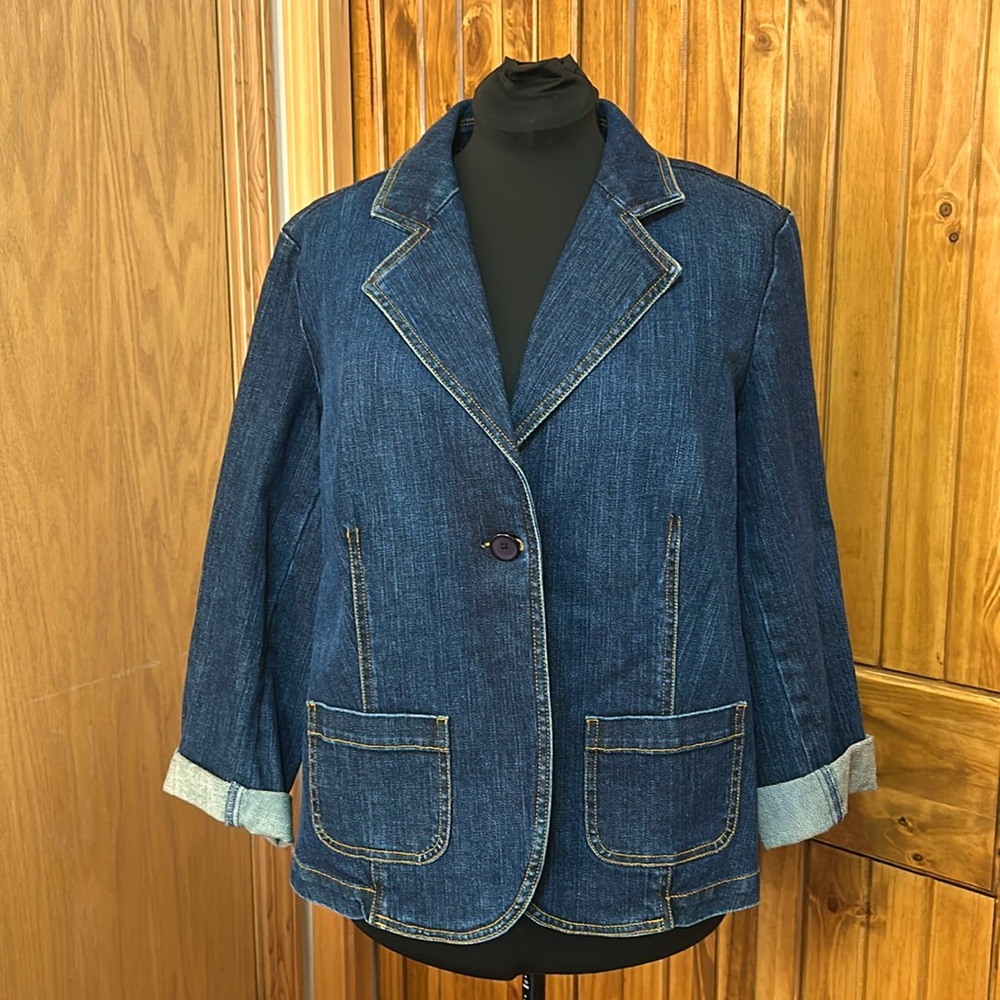 Talbots Jean jacket, cuffed sleeves, pockets, stretch, W16 petite, like new, $19